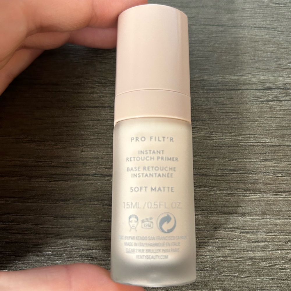 Fenty Beauty Pro Filt’r Instant Retouch Primer & Amplifying Eye Primer